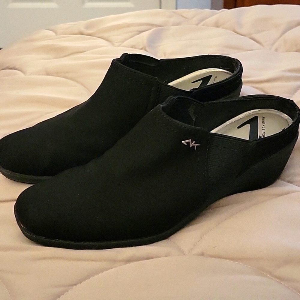 Anne Klein Sport mules